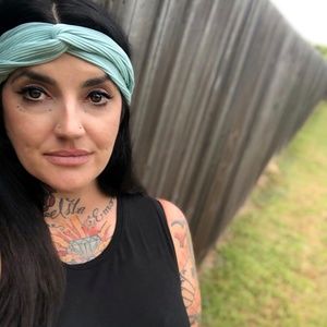 Meet your Posher, Vanessa